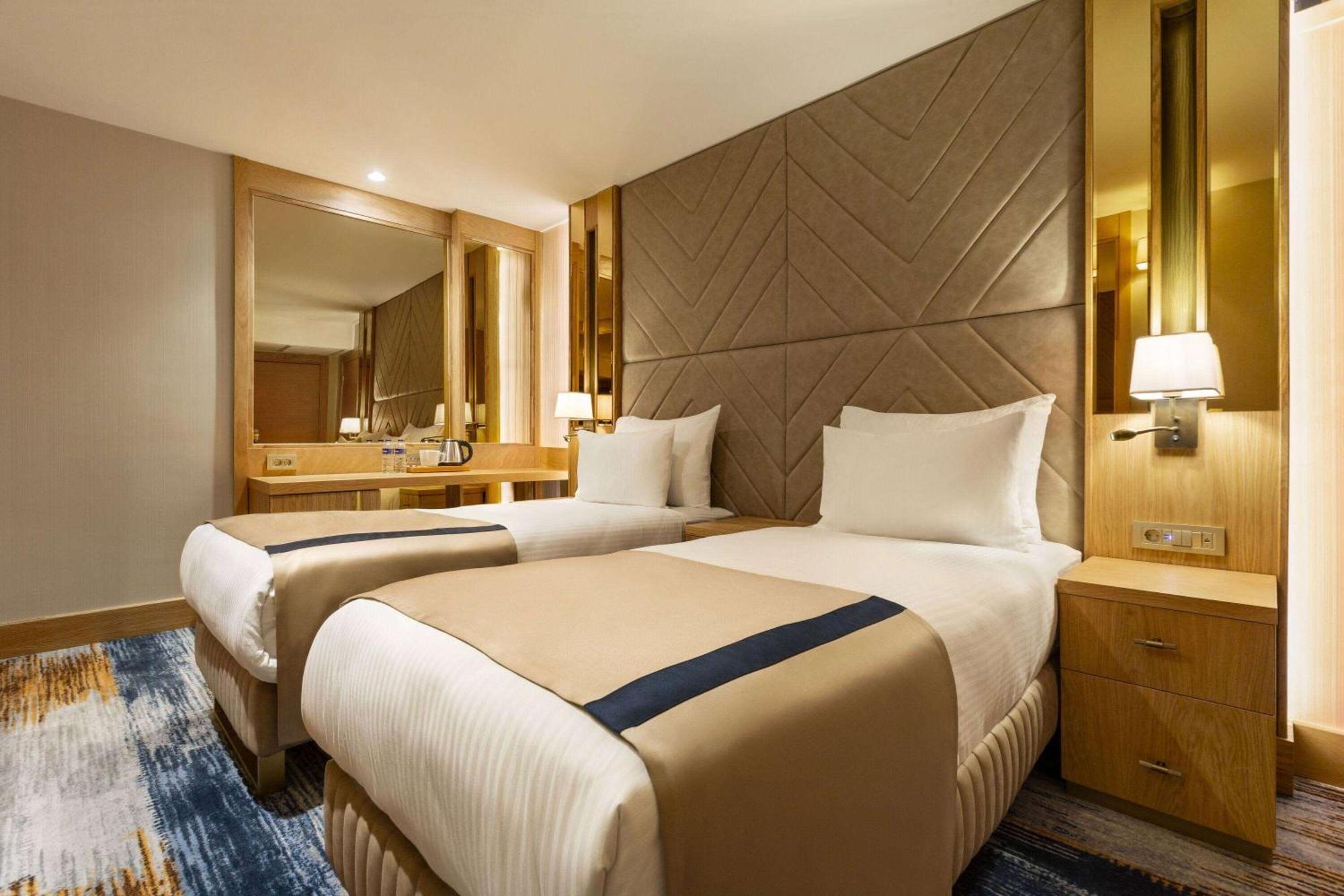Hotel Days By Wyndham Bomonti